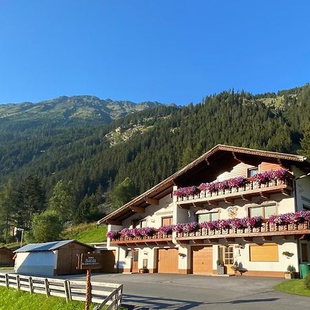 Appartamento Haus Marita Sankt Leonhard im Pitztal Esterno foto